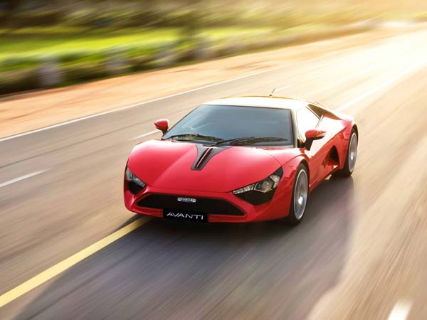 പദ്മിനിയില്‍ തുടങ്ങിയ ദിലീപ് ഛബ്രിയ; ആദ്യ ഇന്ത്യന്‍ സൂപ്പര്‍ കാറിലേക്കുള്ള DC യുടെ ദൂരം ഇങ്ങനെ