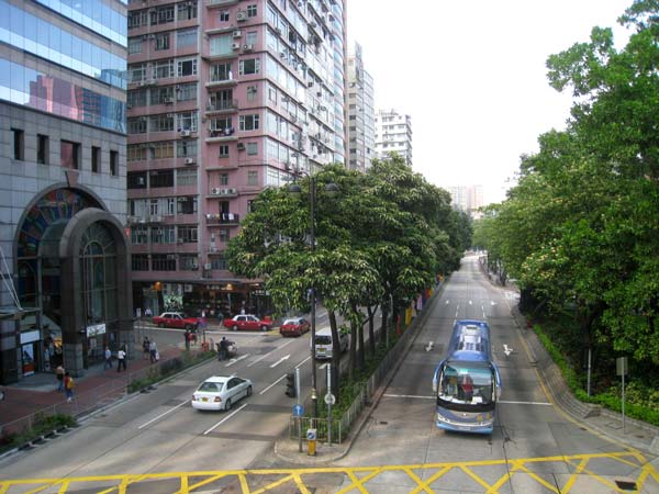 പെട്രോള്‍, ഡീസല്‍ കാറുകളെ ബ്രിട്ടണ്‍ നിരോധിക്കുന്നു