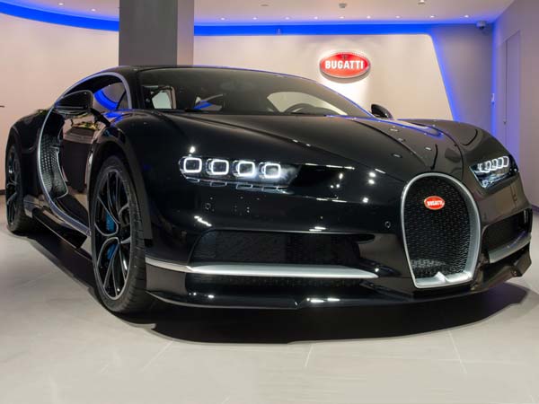 എന്നാലും എത്ര കിട്ടും മൈലേജ്? ബുഗാറ്റി ഷിരോണിന്റെ ഇന്ധനക്ഷമത ഇങ്ങനെ