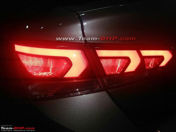 കിടിലന്‍ ലുക്കില്‍ ഹ്യുണ്ടായി വേര്‍ണ വരുന്നു; വരവിന് മുമ്പെ പുതിയ സെഡാന്റെ വിവരങ്ങള്‍ പുറത്ത്