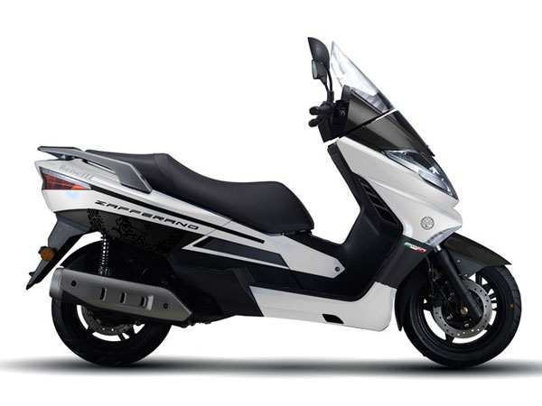 250 സിസി സ്‌കൂട്ടറുമായി ബെനലി ഇന്ത്യയില്‍; ക്യാമറ പകര്‍ത്തിയ സഫെറാനൊ 250 യുടെ ചിത്രങ്ങള്‍