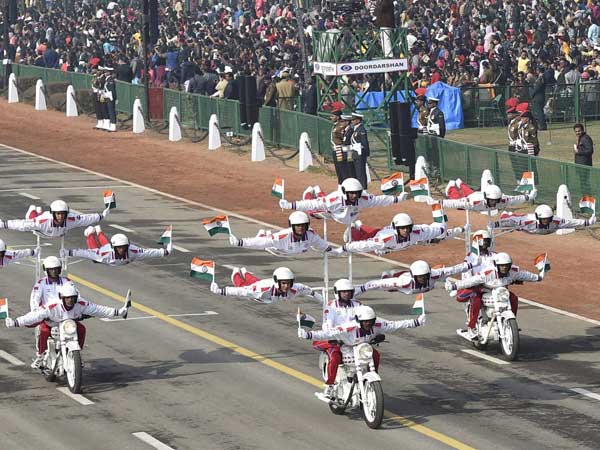 ബുള്ളറ്റ് എന്ന പട്ടാളബൈക്ക്; ഇന്ത്യന്‍ സൈന്യത്തില്‍ നിന്നും ആരംഭിച്ച റോയല്‍ എന്‍ഫീല്‍ഡിന്റെ കഥ