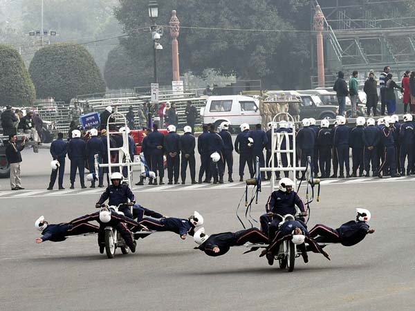 ബുള്ളറ്റ് എന്ന പട്ടാളബൈക്ക്; ഇന്ത്യന്‍ സൈന്യത്തില്‍ നിന്നും ആരംഭിച്ച റോയല്‍ എന്‍ഫീല്‍ഡിന്റെ കഥ