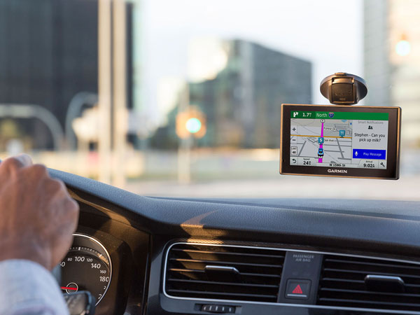 സ്വന്തമായി കാറുണ്ടോ? സ്മാര്‍ട്ട്‌ഫോണില്‍ തീര്‍ച്ചയായും ഇടംപിടിക്കേണ്ട ചില ആപ്പുകള്‍