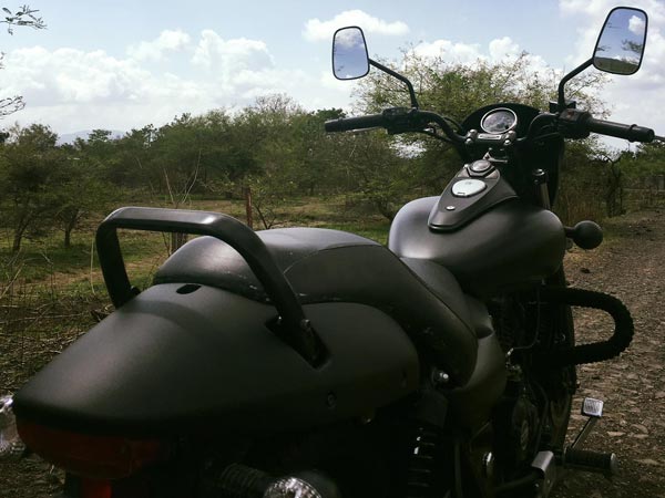 15000 രൂപയ്ക്ക് ഒരു ഹാര്‍ലി; നിങ്ങളുടെ ബജാജ് അവഞ്ചറിനെ ഹാര്‍ലി ഡേവിഡ്‌സണ്‍ ആക്കിയാലോ?