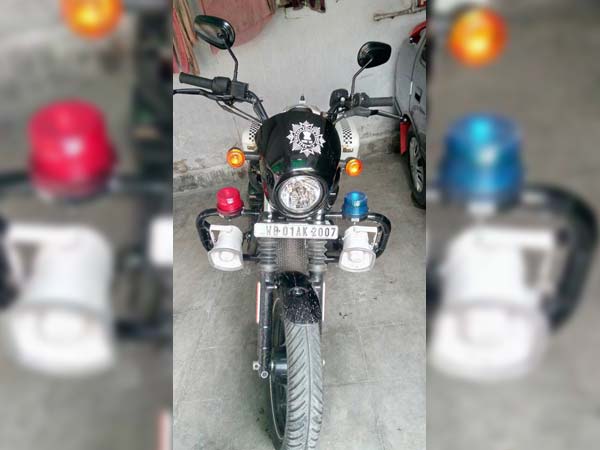 റോയല്‍ എന്‍ഫീല്‍ഡിനെ വേണ്ടെന്ന് കൊല്‍ക്കത്ത; ഡോമിനാര്‍ അല്ല! ഇത്തവണ വില്ലന്‍, ഹാര്‍ലി