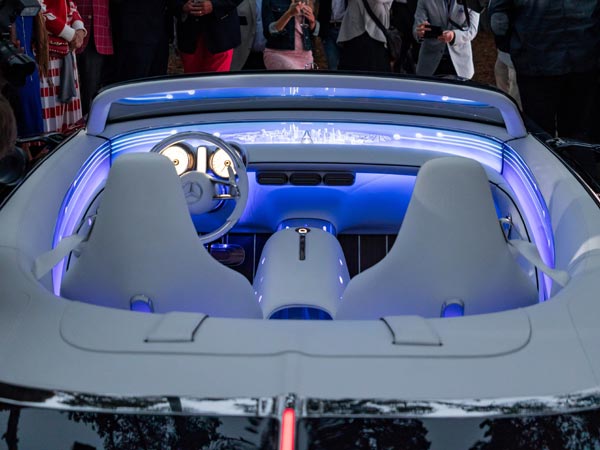 റോള്‍സ് റോയ്‌സിനുള്ള മെര്‍സിഡീസിന്റെ മറുപടി; മെയ്ബാക്ക് 6 കാബ്രിയോലെയില്‍ അതിശയിച്ച് ലോകം