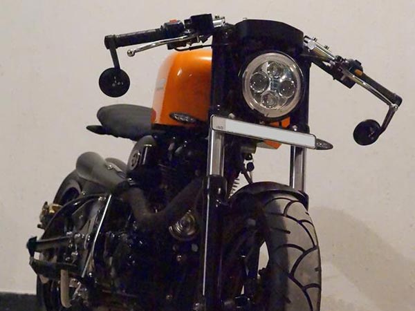 റോയൽ എൻഫീൽഡിന് ഇത്രയ്ക്കും ഹോട്ട് ആകാൻ സാധിക്കുമോ?