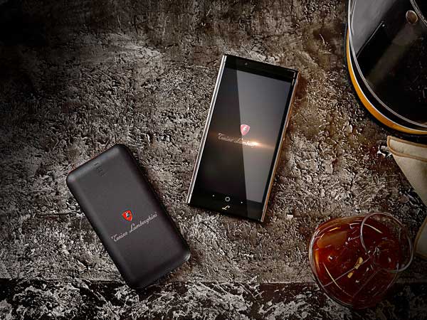 ആല്‍ഫ-വണ്‍ ആന്‍ഡ്രോയ്ഡ് ഫോണുമായി ലംബോര്‍ഗിനി; വില 1.5 ലക്ഷം രൂപ!