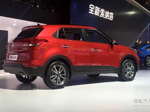 2017 ഹ്യുണ്ടായി ix25 അവതരിച്ചു; ക്രെറ്റ ഫെയ്‌സ്‌ലിഫ്റ്റിന്റെ ഇന്ത്യന്‍ വരവ് ഇങ്ങനെയോ?