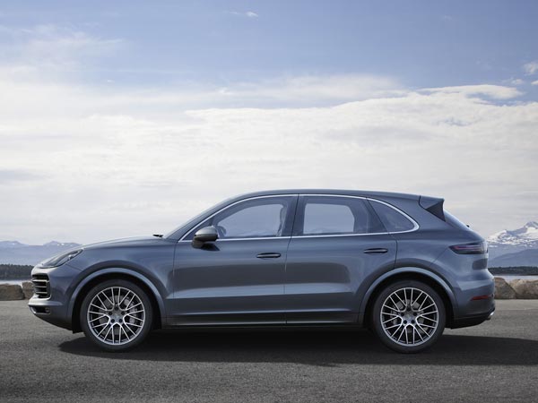 2018 പോര്‍ഷ കയെന്‍ മറയ്ക്ക് പുറത്ത് എത്തി