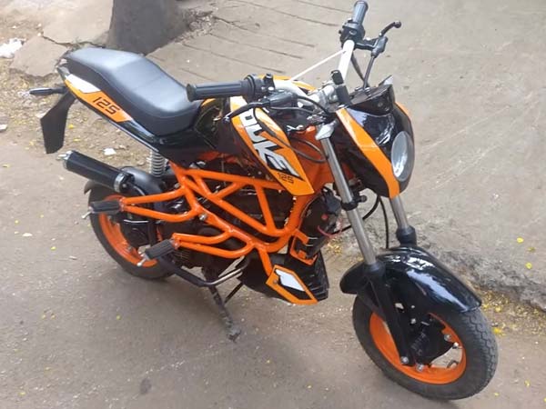 ഇതാണ് 'ബേബി ഡ്യൂക്ക്', സ്‌കൂട്ടി പെപും കെടിഎം ഡ്യൂക്കും ചേര്‍ന്നുണ്ടായ സങ്കരയിനം