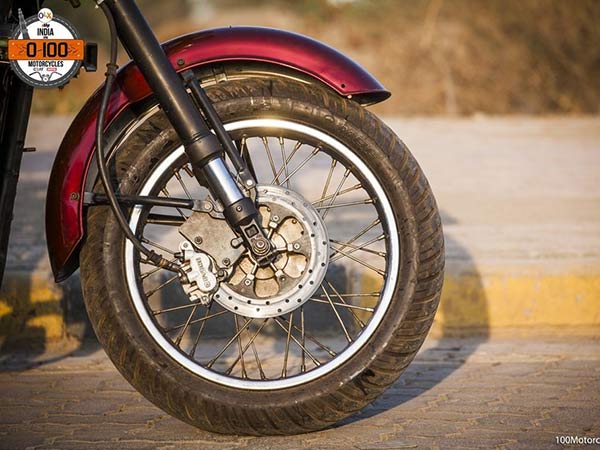 ഇഷ്ടം ബൈക്കിനോട്, എന്നാല്‍ കിട്ടിയത് കാറും; ഇത് മാരുതി 800 കൊണ്ടൊരു ബൈക്ക്