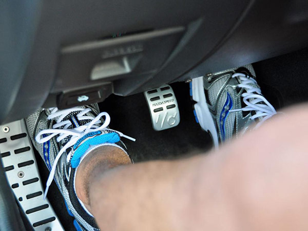 ഡ്രൈവിംഗില്‍ നിങ്ങള്‍ അറിയാതെ ചെയ്യുന്ന ചില 'വലിയ' അബദ്ധങ്ങള്‍