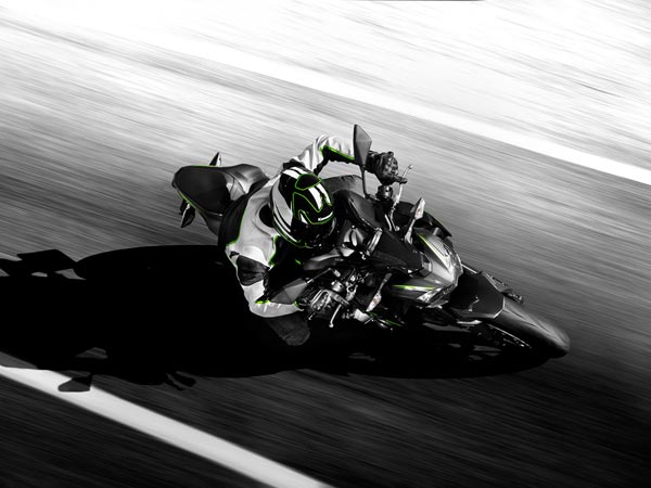 കവാസാക്കി Z900 ല്‍ പുതിയ നിറ പതിപ്പ് ഒരുങ്ങി