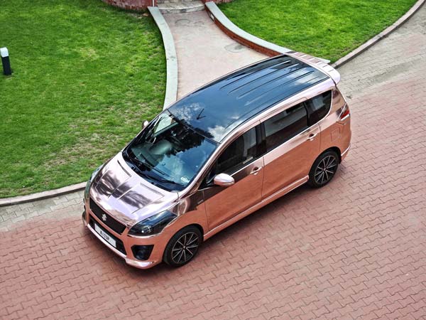 മിന്നിത്തിളങ്ങി ഒരു ആഢംബര എര്‍ട്ടിഗ!