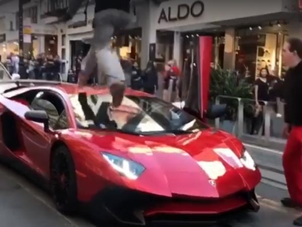 'ചുമ്മാ ഒരു രസം'; 5 കോടി രൂപ വിലയുള്ള ലംബോര്‍ഗിനി ചവിട്ടി മെതിച്ച് ഒരു വിരുതന്‍