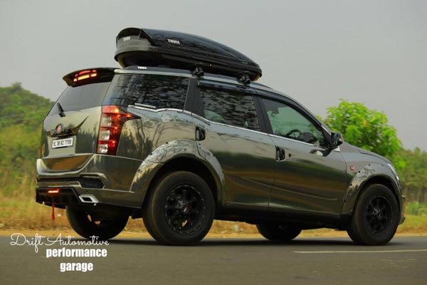 മലയാളികള്‍ ഒരുക്കിയ ചില ഗംഭീരന്‍ കസ്റ്റം XUV500 കള്‍