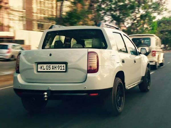 മലയാളികള്‍ ഒരുക്കിയ ചില ഗംഭീരന്‍ കസ്റ്റം XUV500 കള്‍