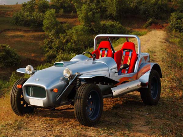 ഈ കാറുകളൊക്കെ ഇന്ത്യയില്‍ ജീവിച്ചിരിപ്പുണ്ടായിരുന്നോ? കൗതുകമുണര്‍ത്തിയ ചില അവതാരങ്ങൾ