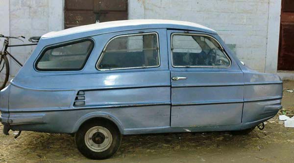 ഈ കാറുകളൊക്കെ ഇന്ത്യയില്‍ ജീവിച്ചിരിപ്പുണ്ടായിരുന്നോ? കൗതുകമുണര്‍ത്തിയ ചില അവതാരങ്ങൾ