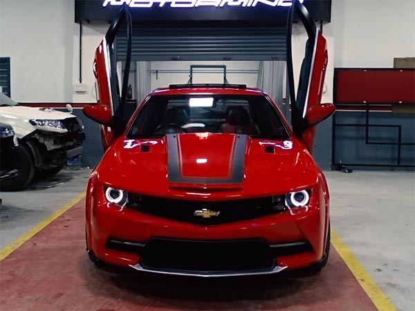 കമാരോയുടെ മുഖവുമായി ഒരു ഷെവര്‍ലെ ക്രൂസ്; ഗംഭീരമെന്ന് കാര്‍പ്രേമികള്‍