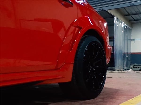 കമാരോയുടെ മുഖവുമായി ഒരു ഷെവര്‍ലെ ക്രൂസ്; ഗംഭീരമെന്ന് കാര്‍പ്രേമികള്‍