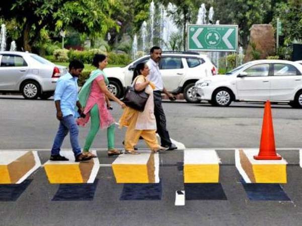 3D സീബ്രാ ക്രോസിംഗ് - ഇത്, റോഡ് അപകടങ്ങള്‍ക്കുള്ള പുതിയ പരിഹാരമോ?