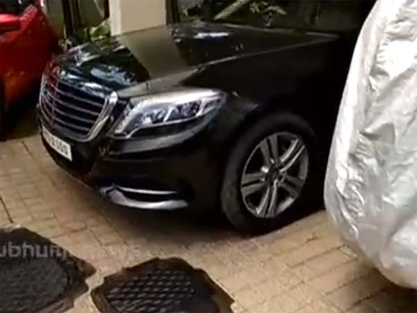 പോണ്ടിച്ചേരി രജിസ്‌ട്രേഷന്‍ കാര്‍ ഓടുന്നത് കേരളത്തില്‍; അമല പോള്‍ വെട്ടിച്ചത് 20 ലക്ഷത്തിന്റെ നികുതി