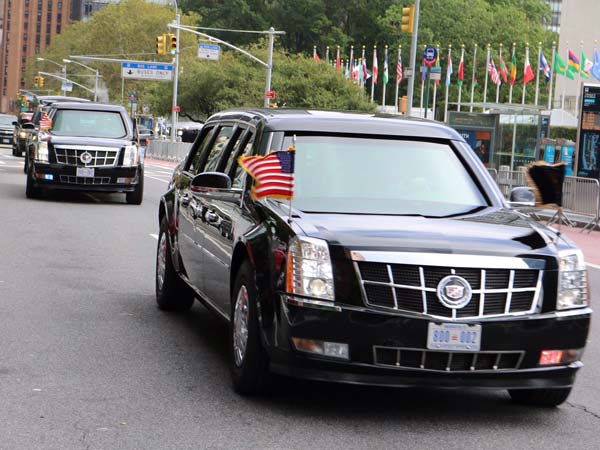 ട്രംപിന് വേണ്ടി ഏഷ്യയിലേക്ക് വിമാനം കയറിയ കാറുകള്‍; രഹസ്യ ചിത്രങ്ങള്‍ പുറത്ത്