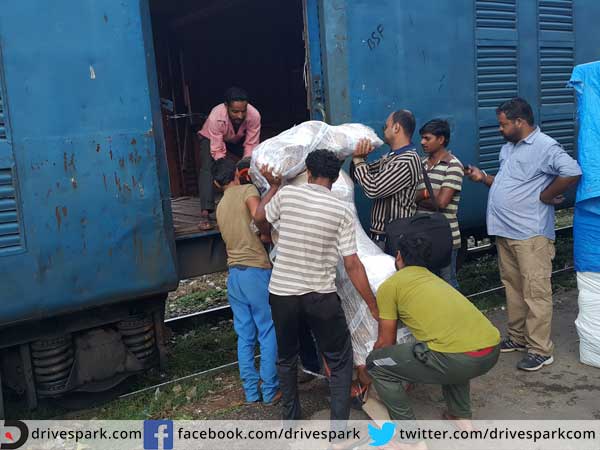 ട്രെയിനില് ബൈക്ക് കയറ്റി അയക്കേണ്ടത് എങ്ങനെ? — അറിയേണ്ടതെല്ലാം ട്രെയിനില് ബൈക്ക് കയറ്റി അയക്കേണ്ടത് എങ്ങനെ? — അറിയേണ്ടതെല്ലാം