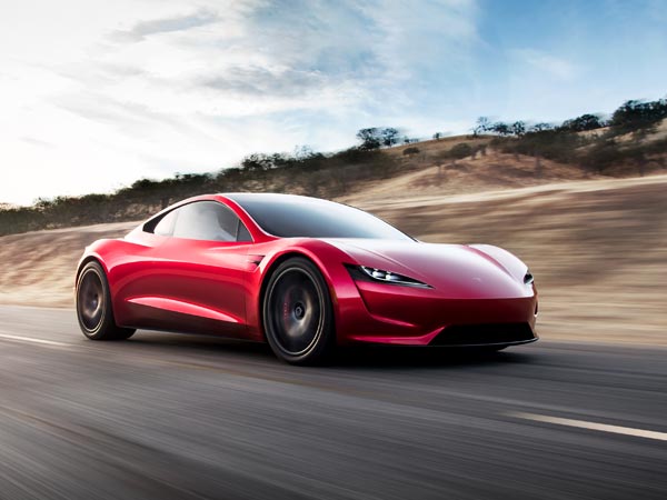 ബുഗാട്ടി ഒക്കെ പഴങ്കഥ; കാര്‍ ലോകത്തെ വിസ്മയിപ്പിച്ച് ടെസ്‌ല റോഡ്‌സ്റ്റര്‍!