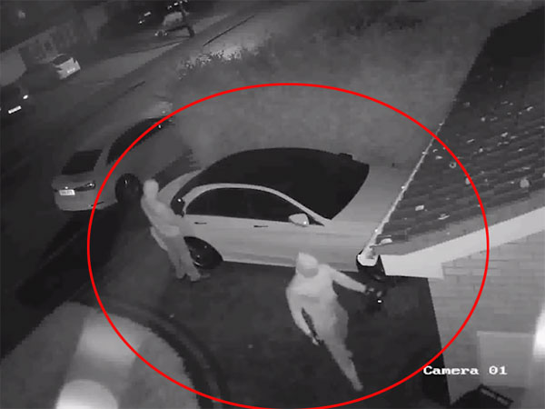 മെര്‍സിഡീസ് കാര്‍ മോഷ്ടിക്കപ്പെട്ടത് 50 സെക്കന്‍ഡ് കൊണ്ട്; ഇപ്പോള്‍ മോഷണവും 'സ്മാര്‍ട്ടായി'