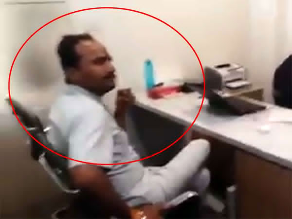 ദില്ലി ജീപ് ഡീലര്‍ഷിപ്പില്‍ ഉപഭോക്താവിന് നേരെ ജീവനക്കാരുടെ കയ്യേറ്റശ്രമം; വീഡിയോ