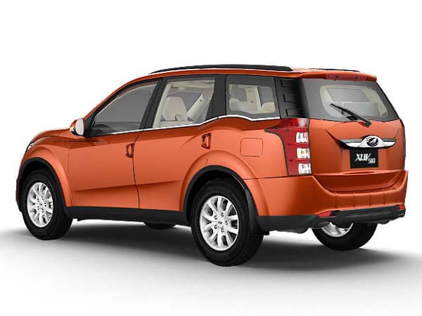 XUV500 ന്റെ പെട്രോള്‍ പതിപ്പുമായി മഹീന്ദ്ര; വില 15.49 ലക്ഷം രൂപ