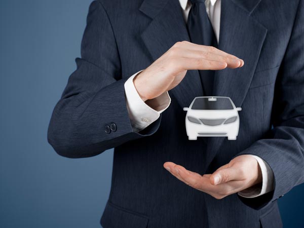 പഴയ കാര്‍ വാങ്ങാനോ വില്‍ക്കാനോ പദ്ധതിയുണ്ടോ? - അറിഞ്ഞിരിക്കേണ്ട ചില കാര്യങ്ങള്‍