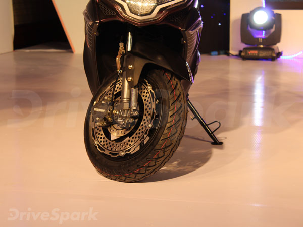 കിലോമീറ്ററിന് പത്ത് പൈസ് ചെലവ്; ഒഖീനാവ പ്രെയിസ് സ്‌കൂട്ടര്‍ ഇന്ത്യയില്‍, വില 59,889 രൂപ