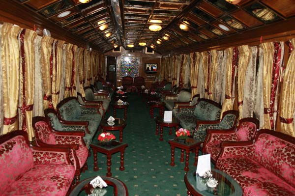 ആഢംബരത്തിന്റെ അവസാന വാക്കായ അഞ്ച് ഇന്ത്യന്‍ ട്രെയിനുകള്‍