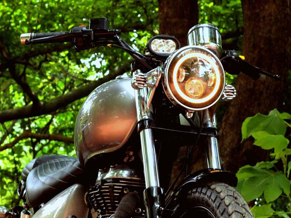 തണ്ടര്‍ബേര്‍ഡ് 350 യില്‍ കരവിരുത് തീര്‍ത്ത് ജെഡായി കസ്റ്റംസ്; ശ്രദ്ധ പിടിച്ചുപറ്റി സ്റ്റെല്ലാര്‍