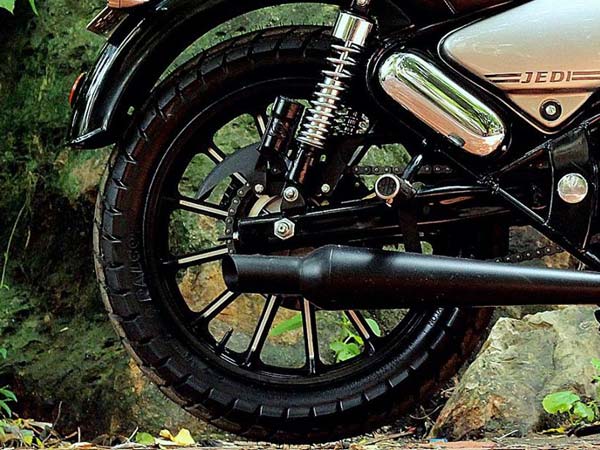 തണ്ടര്‍ബേര്‍ഡ് 350 യില്‍ കരവിരുത് തീര്‍ത്ത് ജെഡായി കസ്റ്റംസ്; ശ്രദ്ധ പിടിച്ചുപറ്റി സ്റ്റെല്ലാര്‍