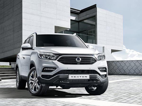 പുതിയ ഫ്‌ളാഗ്ഷിപ്പ് എസ്‌യുവിയുമായി മഹീന്ദ്ര; റെക്‌സ്റ്റണ്‍ ഫോര്‍ച്യൂണറിന് ഒത്ത എതിരാളിയോ?