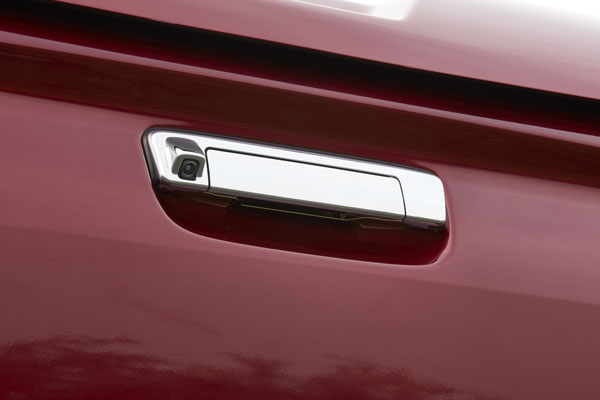 പുത്തന്‍ ഡി-മാക്‌സ് വി-ക്രോസുമായി ഇസുസു വിപണിയില്‍; വില 14.31 ലക്ഷം രൂപ