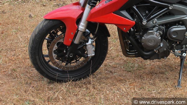 അലോയ് വീലും സ്‌പോക്ക് വീലും തമ്മിലുള്ള വ്യത്യാസം — അറിഞ്ഞിരിക്കേണ്ട ചില കാര്യങ്ങള്‍