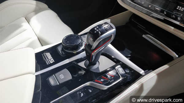 കരുത്തനാണ് ബിഎംഡബ്ല്യു M5, എന്നിട്ടും ആരാധകര്‍ക്ക് ചെറിയ ഒരു നിരാശ