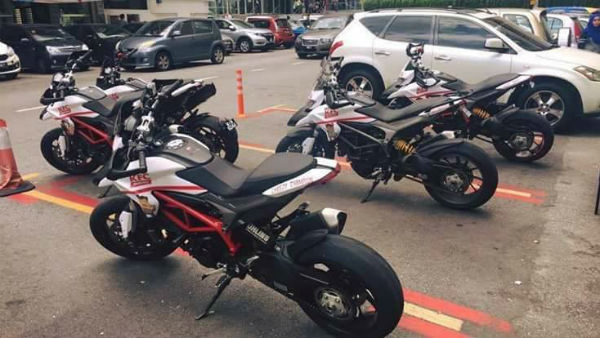 കെഎഫ്‌സി ഹോം ഡെലിവറി നടത്തുന്നത് ഡ്യൂക്കാട്ടി ബൈക്കുകളില്‍!