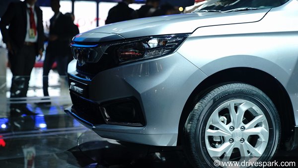 മാരുതി ഡിസൈറിന് അപായമണി മുഴക്കി പുത്തന്‍ അമേസ്; ഇത്തവണ ഹോണ്ടയാണ് താരം!