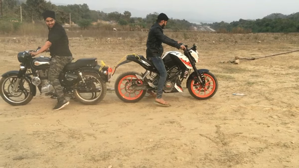 ബുള്ളറ്റും ഡ്യൂക്കും തമ്മില്‍ വടംവലി; ആരു ജയിക്കും?