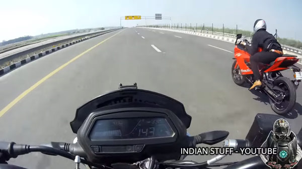 പുതിയ ടിവിഎസ് അപാച്ചെയോട് കൊമ്പുകോര്‍ത്ത് ബജാജ് ഡോമിനാര്‍; ആര് ജയിക്കും?