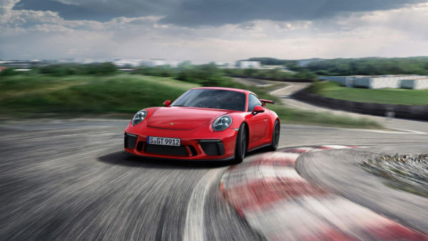 ഇനി നരെയ്ന്‍ കാര്‍ത്തികേയന് കൂട്ട് മൂന്ന് കോടി വിലയുള്ള പോര്‍ഷ 911 GT3