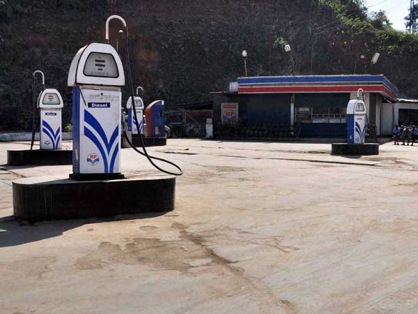 ഇന്ധനശേഷി 50 ലിറ്റര്‍, കാറില്‍ നിറച്ചത് 53.36 ലിറ്റര്‍! ഇതെങ്ങനെ സംഭവിച്ചു?